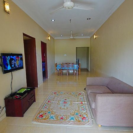 Abisabi Homestay Kangar Exterior photo